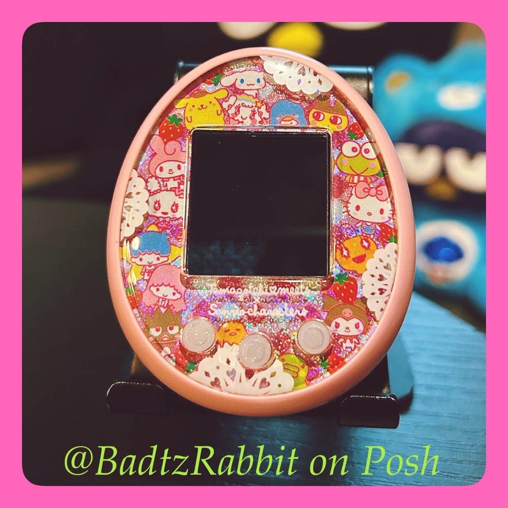 TAMAGOTCHI MEETS SANRIO